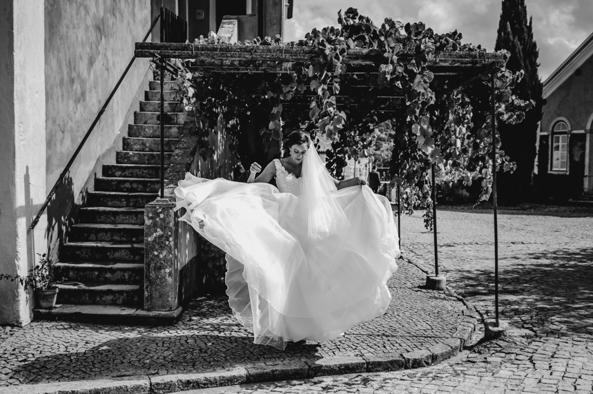 Portugal Destination Wedding - Quinta De Santana - by She Takes Pictures He Makes Films-115